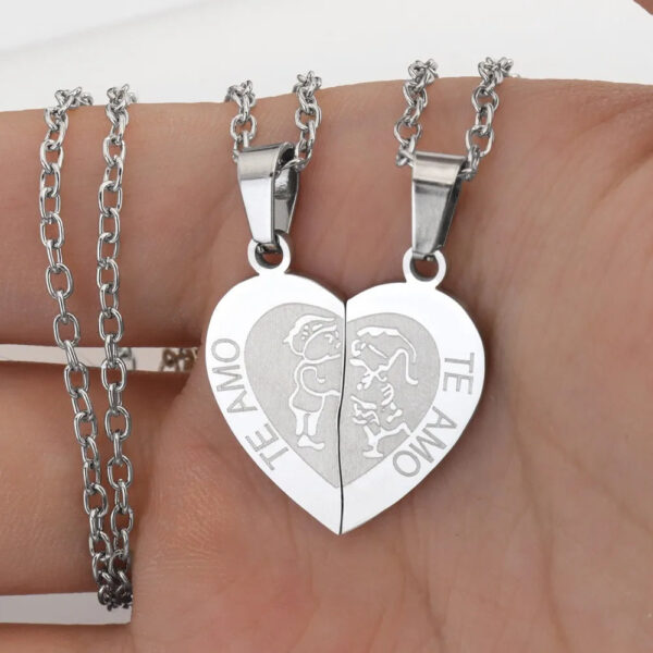 Trendy Heart Shaped Key Chain Couples - Image 27