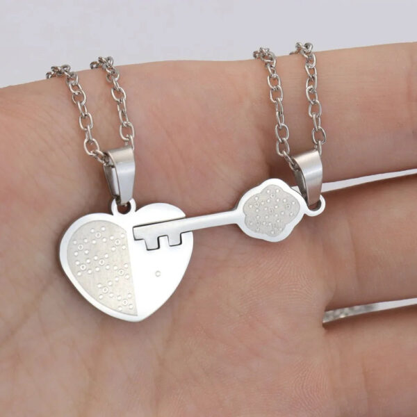 Trendy Heart Shaped Key Chain Couples - Image 39